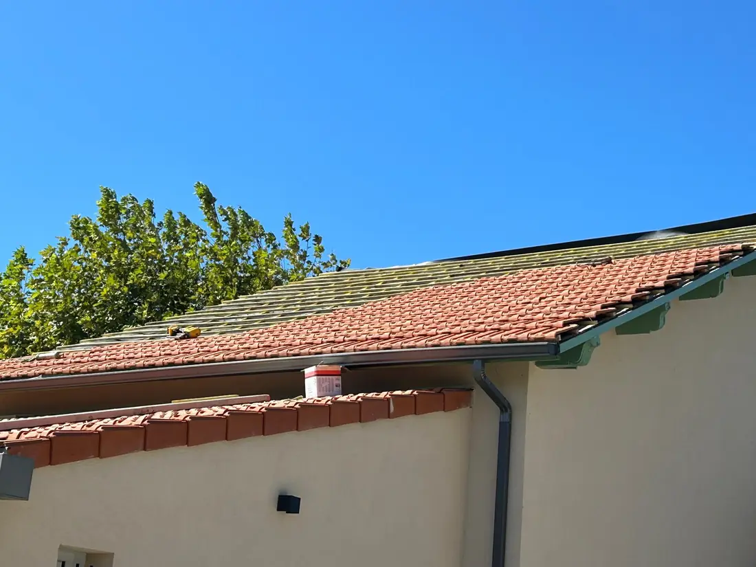 Maison dont la toiture a été refaite par Altitude Bois